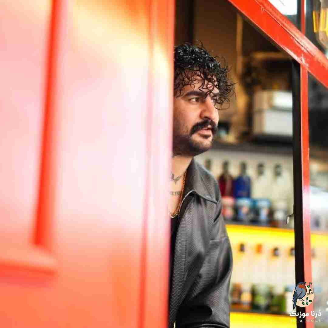 دانلود آهنگ وحید عباسی به نام کورپه