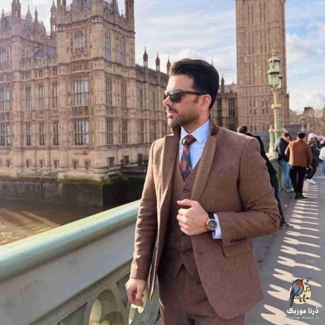 معین راهبر بندر مه آروم بگه مه ادونم حالت بدن